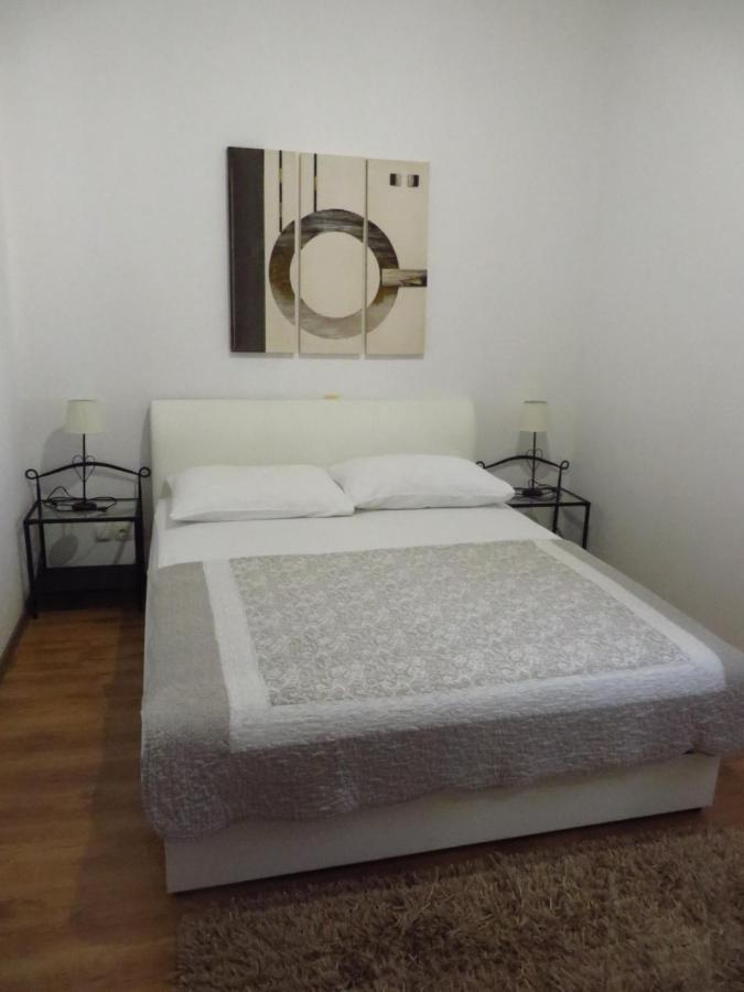 Banic Apartments With Pool Biograd Na Moru Exterior foto